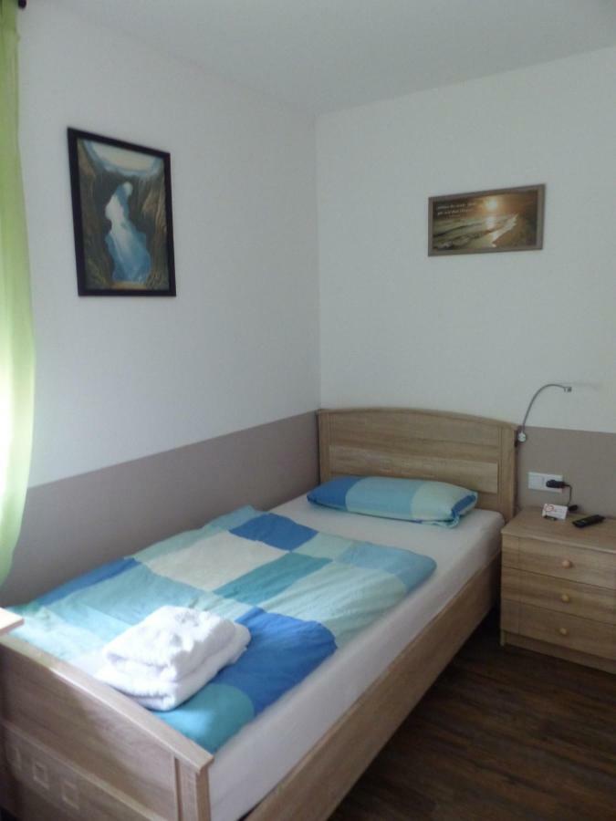 Wellness Pension Salzgrotte Sondernau Экстерьер фото